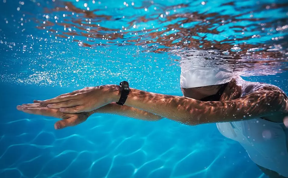 waterproof fitness bands for swimming