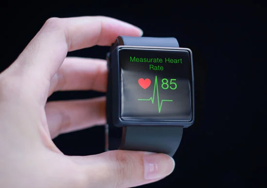 How Does a Smartwatch Measure Heart Rate?