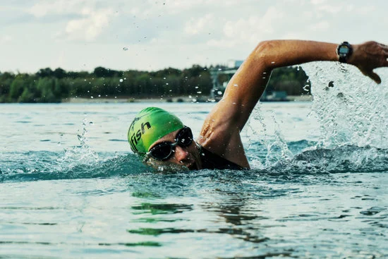 choose smartwatches for swimming