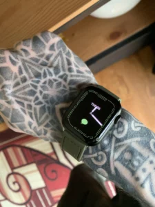Does Apple watch work with tattoos